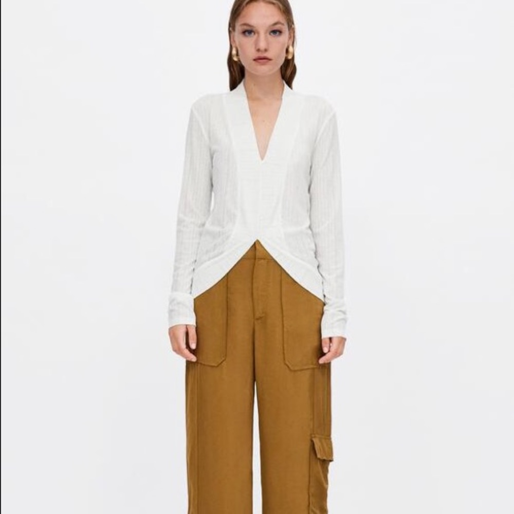 ZARA TEXTURED ASYMMETRIC WHITE TOP BLOUSE BRAND NEW WITH TAGS MEDIUM